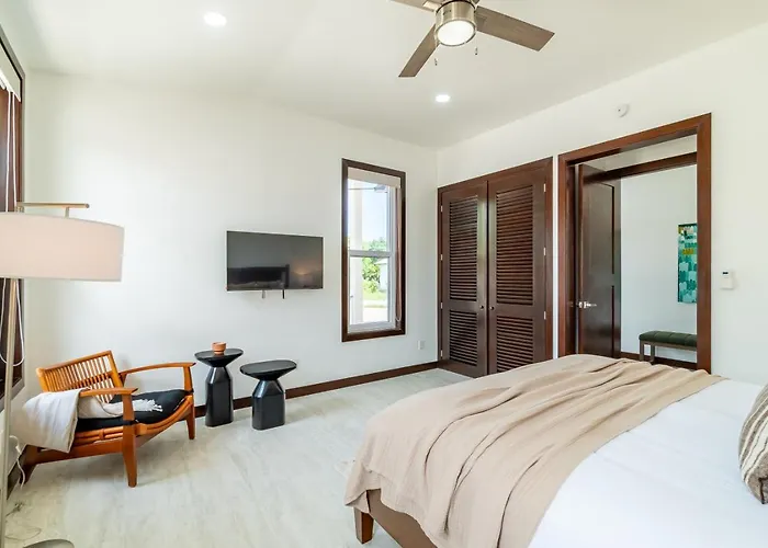 Abebi Oasis And Mistico Club Boat Shuttle * San Pedro (Ambergris Caye)
