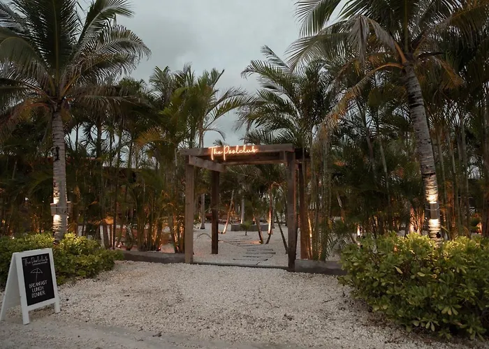 Villa Abebi Oasis And Mistico Club Boat Shuttle *